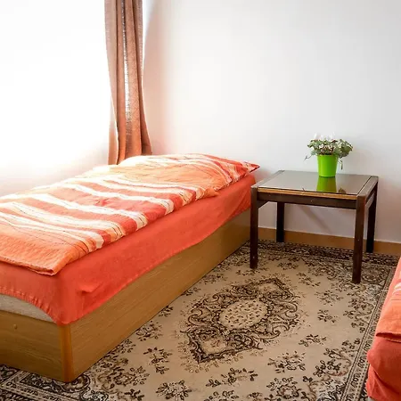 Alton Garni Hotel